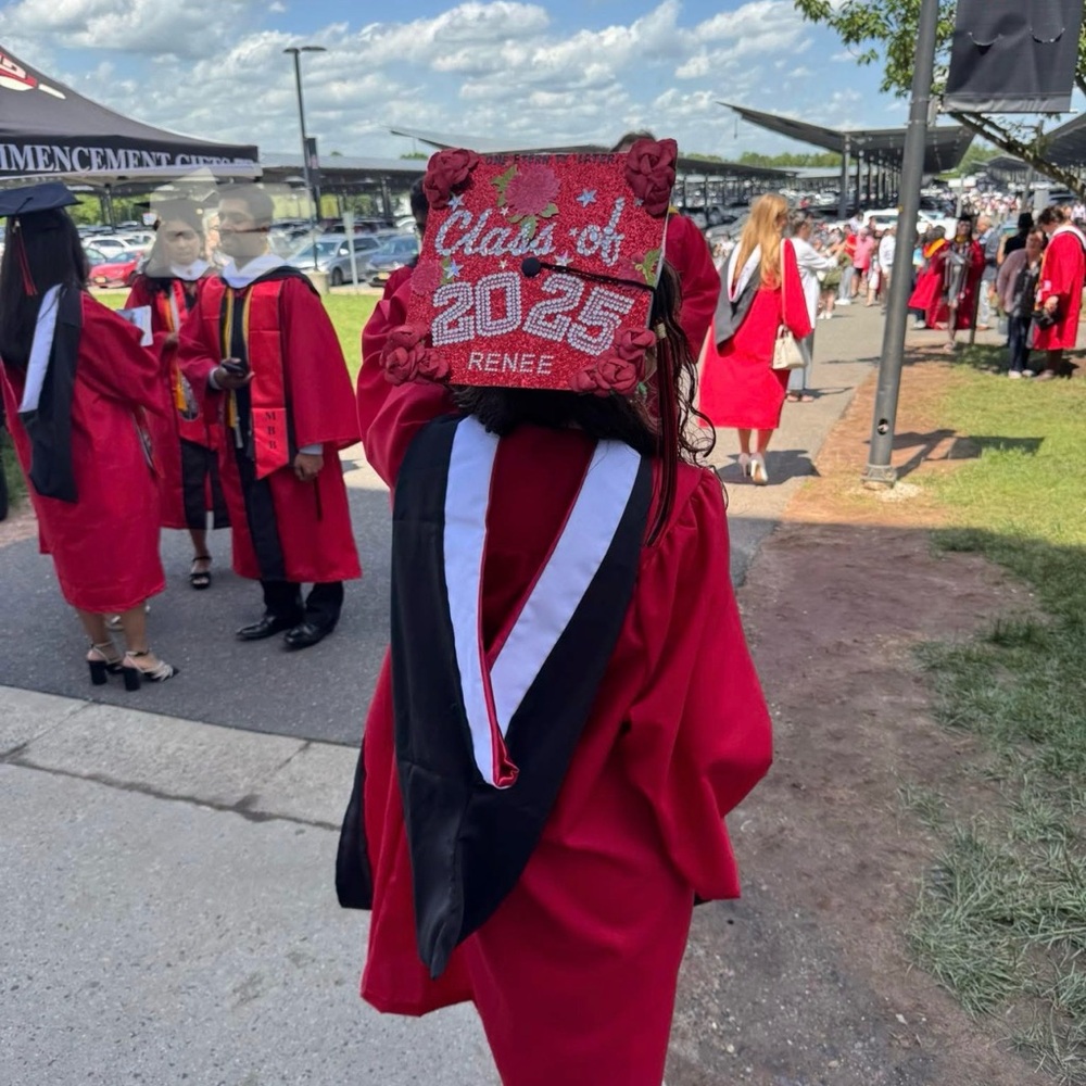 Rutgers SAS Graduation Regalia Gown with Hood - Picture 2 of 7